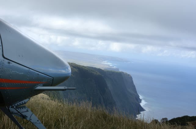 Secluded landing at Molokai lookout 